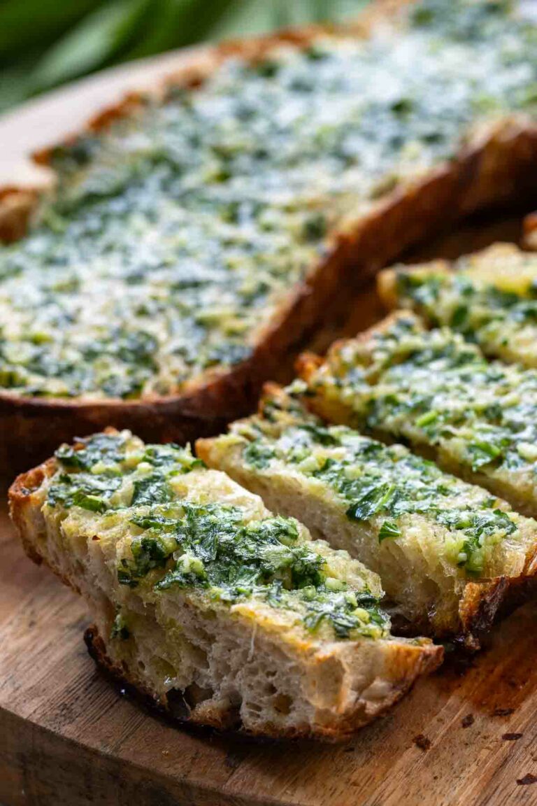 Knoblauchbrot mit Bärlauch