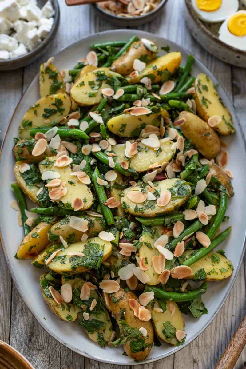 Sommerlicher Kartoffelsalat mit Kräutern