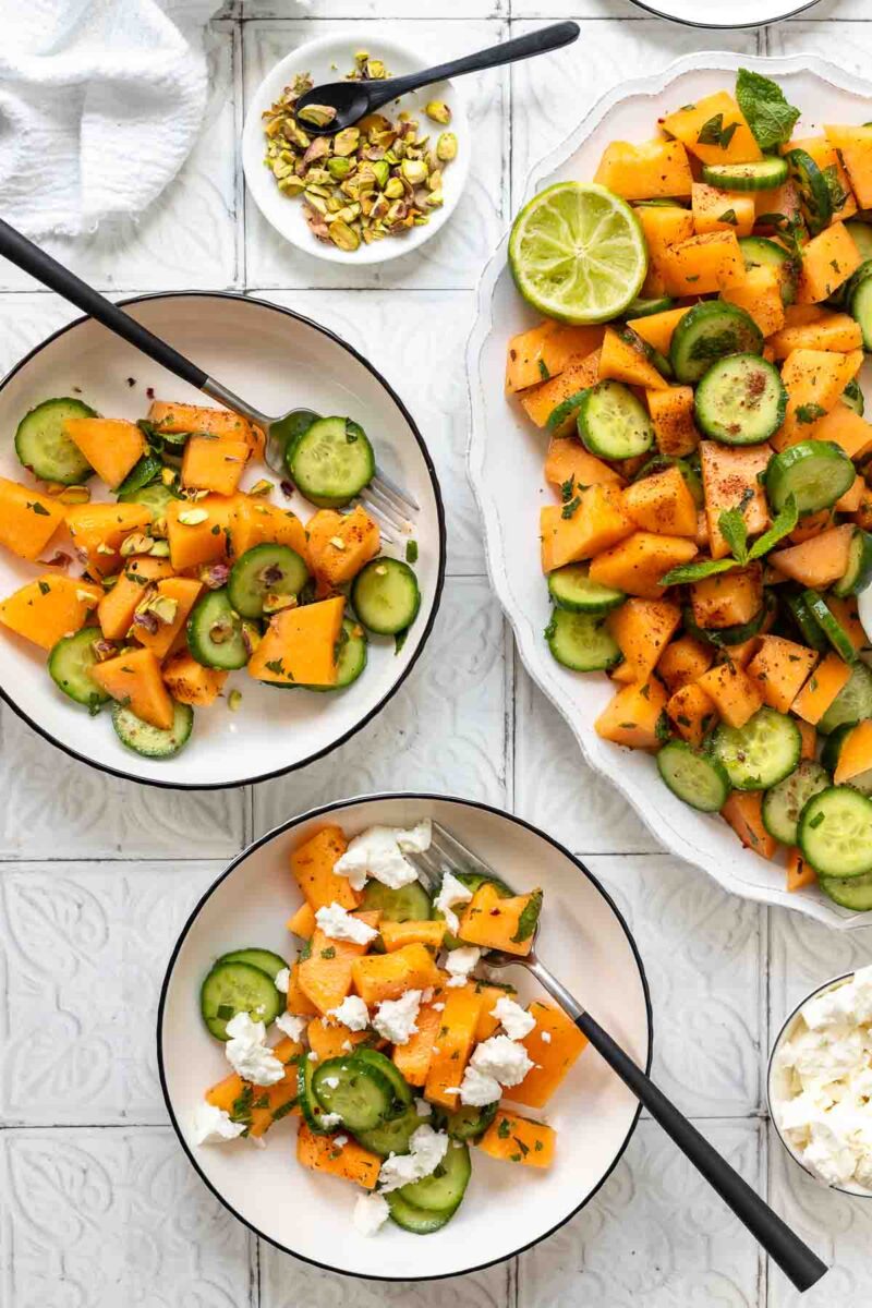 Melonensalat mit Gurke und Fetakäse