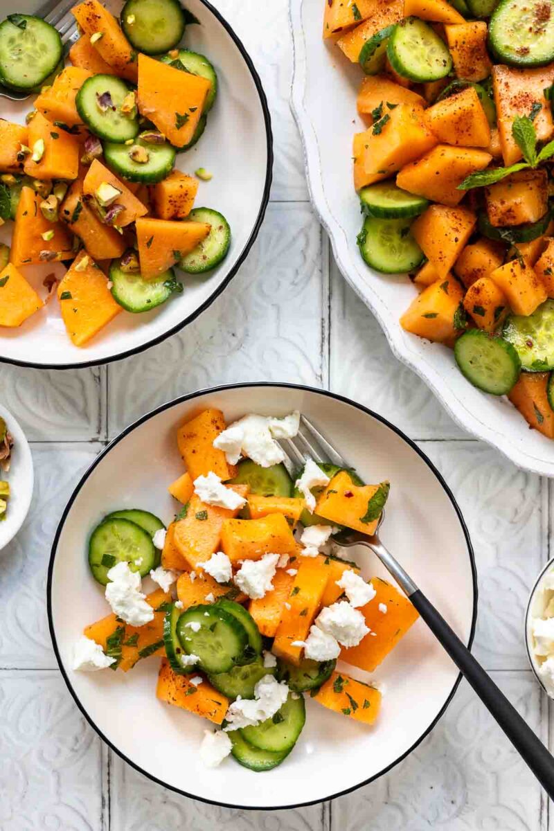 Melonensalat mit Gurke und Fetakäse